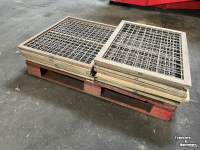 Diverse Gebrauchte Teile  SORTEERZEVEN 60X75