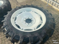 Räder, Reifen, Felgen & Distanzringe Michelin Agribib 13.6R38 + 13.6R24 op verstelvelgen