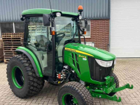Gartentraktoren John Deere 3046R