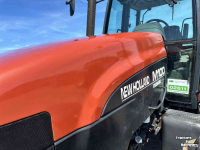 Schlepper / Traktor New Holland M100