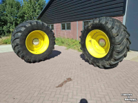 Räder, Reifen, Felgen & Distanzringe Trelleborg 710/70 r42 tm900