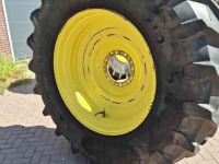 Räder, Reifen, Felgen & Distanzringe Trelleborg 710/70 r42 tm900