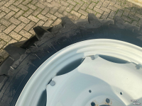 Räder, Reifen, Felgen & Distanzringe Michelin Agribib 13.6R38 + 13.6R24 op verstel velgen