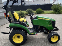 Obsttraktor John Deere 2026R