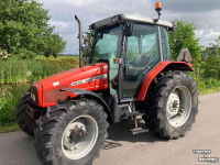 Schlepper / Traktor Massey Ferguson 4235