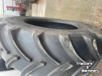 Räder, Reifen, Felgen & Distanzringe Vredestein 520x85R38 traction