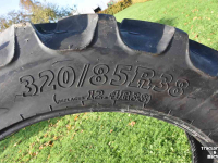 Räder, Reifen, Felgen & Distanzringe BKT 320/85 R38