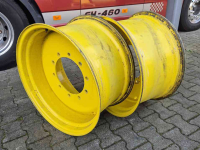 Räder, Reifen, Felgen & Distanzringe John Deere Velgen 15x28 Titan vast