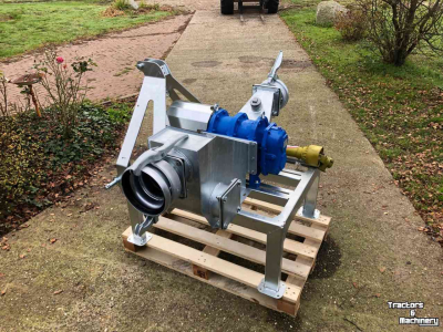 Güllepumpe  Bomik 180 M3 met stenenvanger