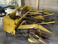Maisgebiss New Holland 6-rijige maisbek