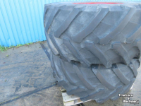 Räder, Reifen, Felgen & Distanzringe Pirelli 600/65R28 Fendt 10 gaats 60%