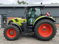Schlepper / Traktor Claas Arion 660