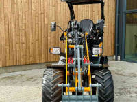 Radlader Giant G2300 HD