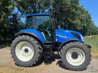 Schlepper / Traktor New Holland T5 120 EC