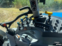 Schlepper / Traktor New Holland T5 120 EC