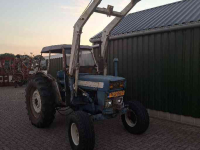 Oldtimers Ford 4000 met voorlader