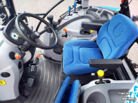 Schlepper / Traktor New Holland T4.55 + frontlader