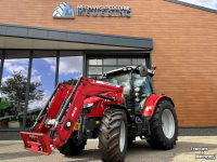 Schlepper / Traktor Massey Ferguson 5711 SL Dyna- 4 Efficiënt met voorlader