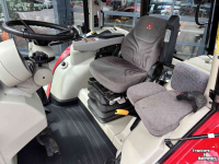 Schlepper / Traktor Massey Ferguson 5711 SL Dyna- 4 Efficiënt met voorlader