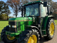 Schlepper / Traktor John Deere 6400