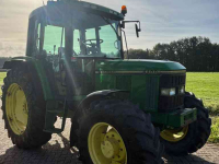 Schlepper / Traktor John Deere 6400