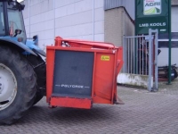 Selbstladender Futterverteilgeräte Kuhn polycrock 2050