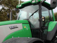 Schlepper / Traktoren Valtra T130 Hitech