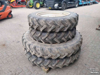 Räder, Reifen, Felgen & Distanzringe Massey Ferguson Cultuur wielen 270/95 R48 270/95 R32