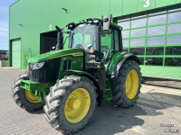 Schlepper / Traktor John Deere 6M 125