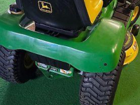 Aufsitzrasenmäher John Deere LT155