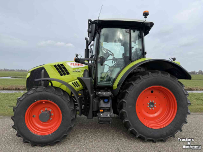 Schlepper / Traktor Claas Arion 530