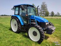Schlepper / Traktor New Holland TL90