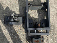Sonstiges Traktoren und Zubehör Valtra Q series trekhaakframe incl. K80 koppeling