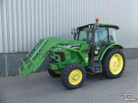 Schlepper / Traktor John Deere 5720