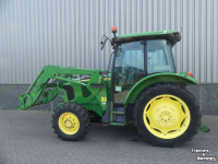 Schlepper / Traktor John Deere 5720