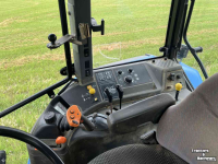 Schlepper / Traktor New Holland TM140