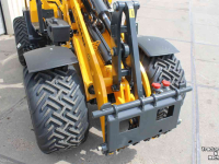 Radlader Schäffer 2445S minishovel shovel wiellader gele bouwmachinelijn