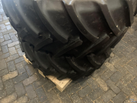 Räder, Reifen, Felgen & Distanzringe Continental 540/65R28 op Fendt velg