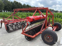 Grubber Evers Haflinger LJ-13 R62 cultivator met vorenpakker
