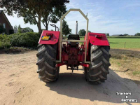 Schlepper / Traktor International 946