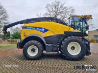 Feldhäcksler New Holland FR 920 hakselaar