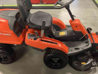 Aufsitzrasenmäher Husqvarna R214