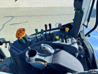 Schlepper / Traktor New Holland T7040 Power Command