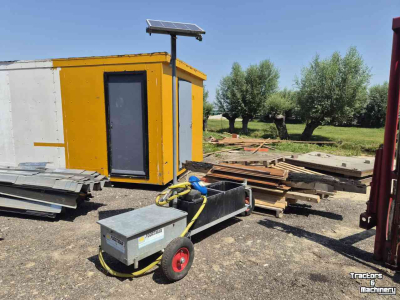 Sonstiges Stall- und Melkmaschinen und Zubehör Poortman weide drinkbak solar