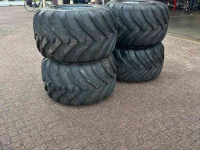 Räder, Reifen, Felgen & Distanzringe  700/40R22.5
