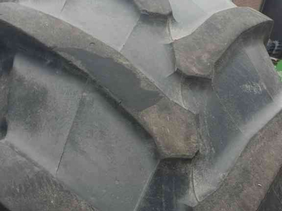 Räder, Reifen, Felgen & Distanzringe Trelleborg 620/70R42