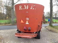 Futtermischwagen Vertikal RMH Voermengwagen