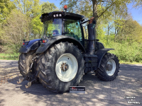 Schlepper / Traktor Valtra S 353