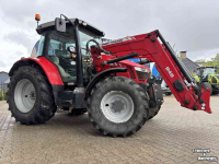 Schlepper / Traktor Massey Ferguson 5711 SL Dyna- 4 Efficiënt met voorlader