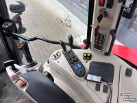 Schlepper / Traktor Massey Ferguson 5711 SL Dyna- 4 Efficiënt met voorlader
